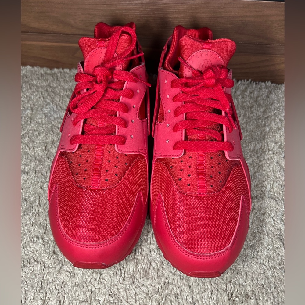 Nike Huarache (10.5)